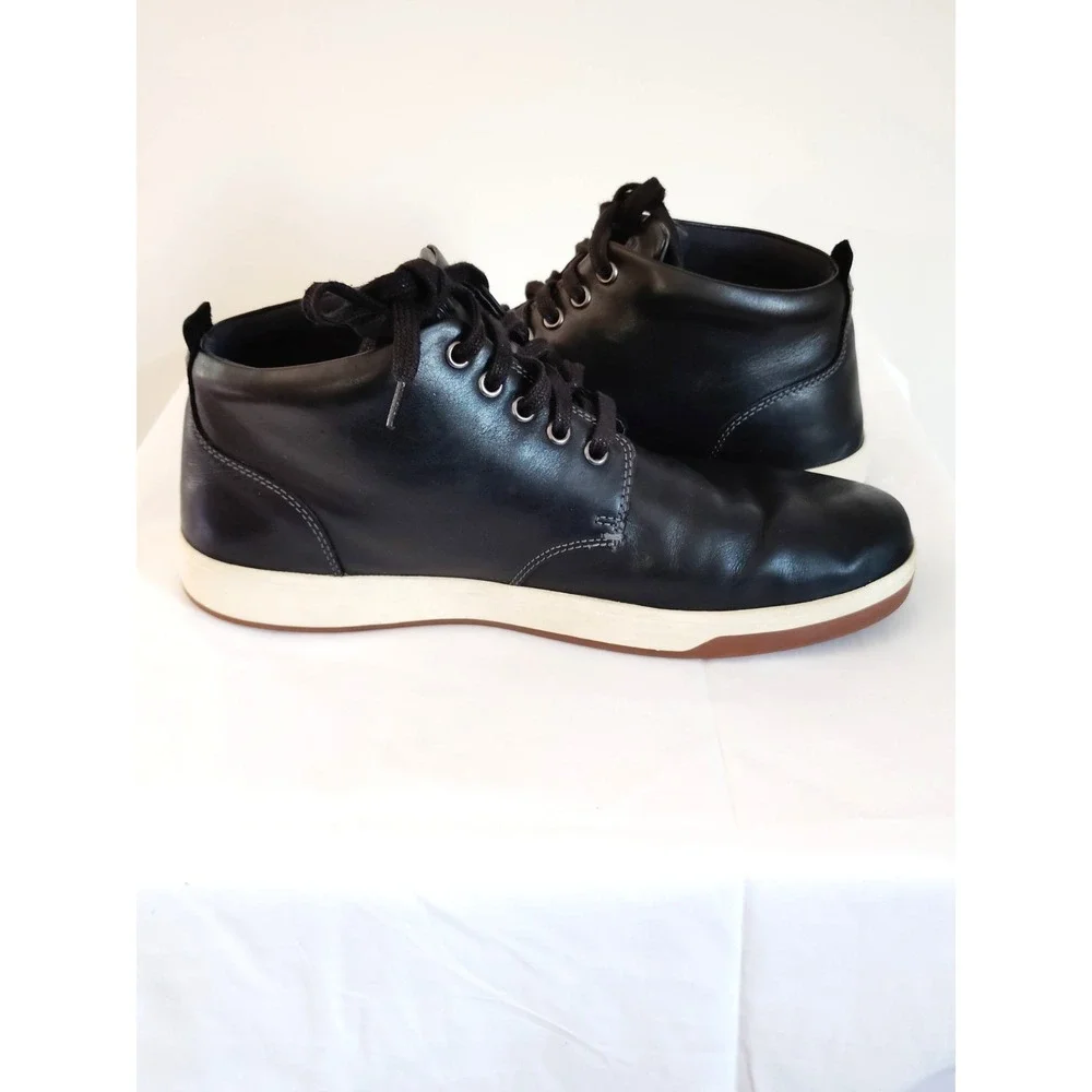 EUC Cole Haan Grand.360 Chukka Boots Black White Sole Men 10.5M Preppy Biker
